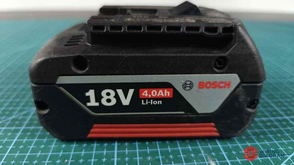 bosch-18v-battery-side
