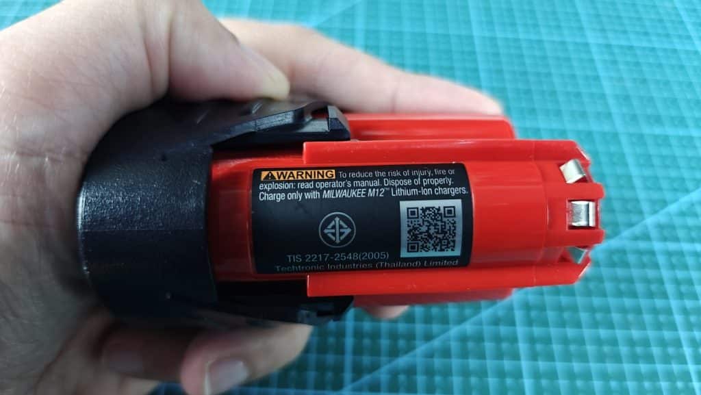 milwaukee-m12-battery-label