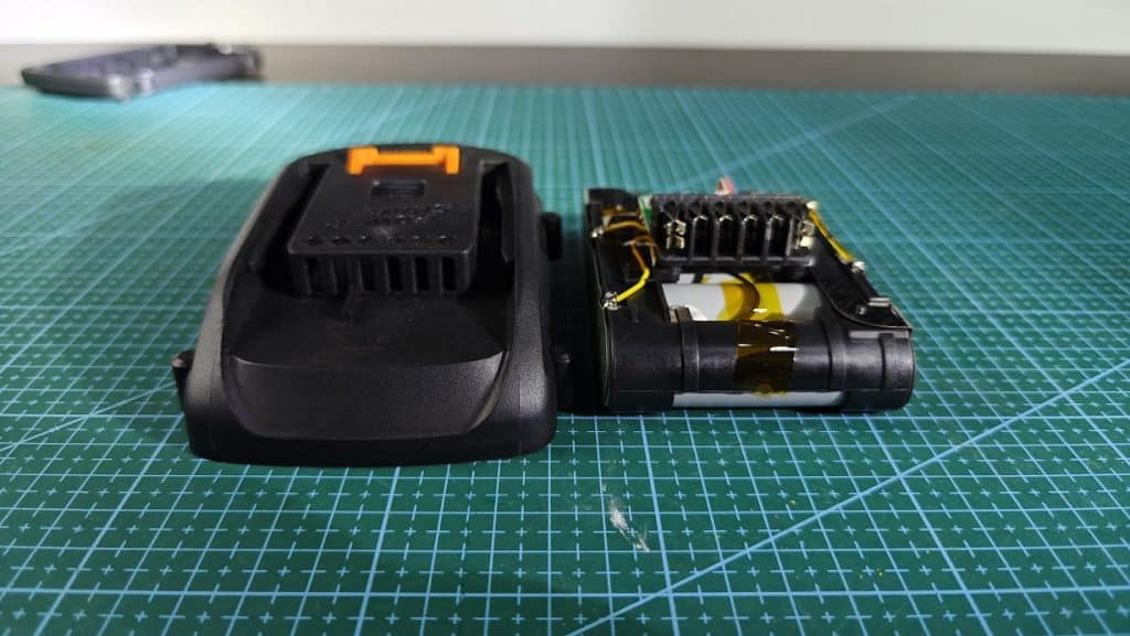 worx-20v-battery-view
